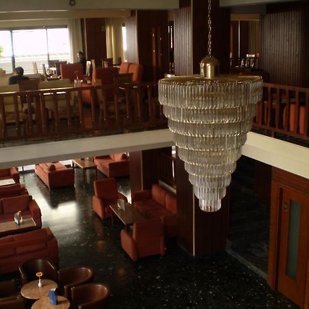 Asteras Hotel Larissa Esterno foto